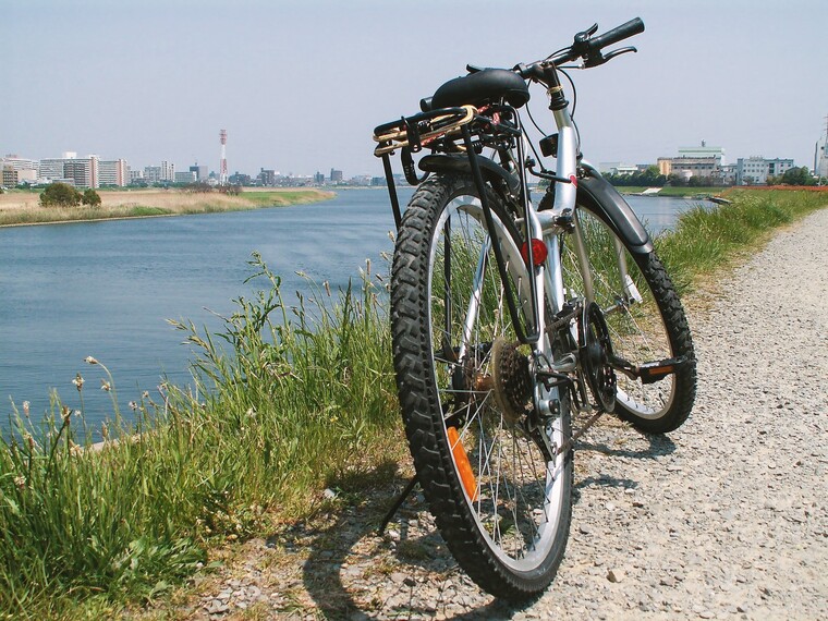 沖縄生活の移動は自転車では不十分！その理由とは？